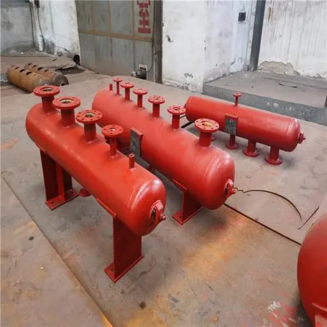 山阳分集水器安装高度